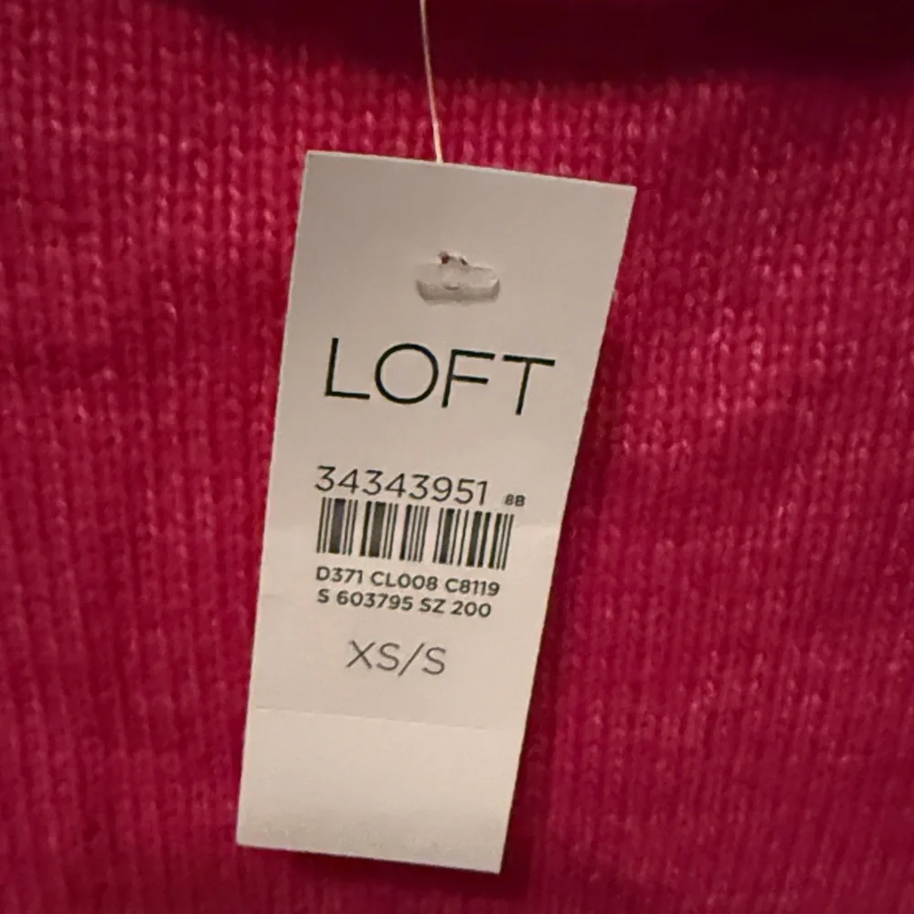 LOFT Fuchsia Knit‎ Poncho